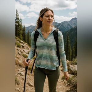Prana Striped Teal Hoodie. Women’s Large. Soft. Stretchy.